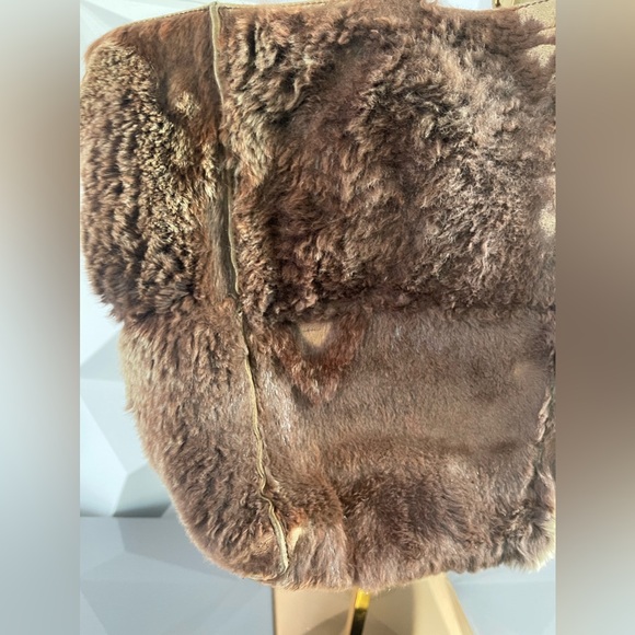 🌟Chanel🌟 Fur Tote Bag with Removable Pouch Rabbit Fur - Picture 14 of 14